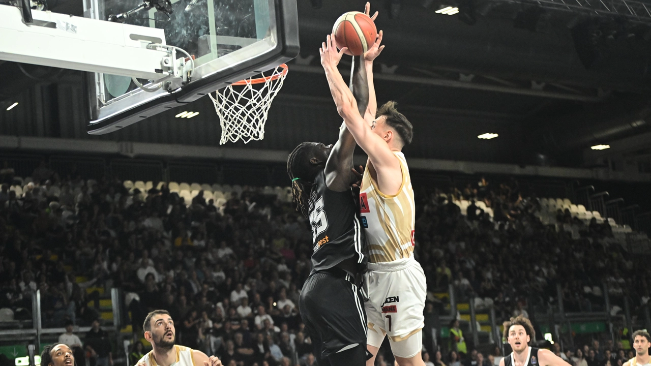La Virtus cade a Venezia. Gara 3 va alla Reyer che s’impone 89-82