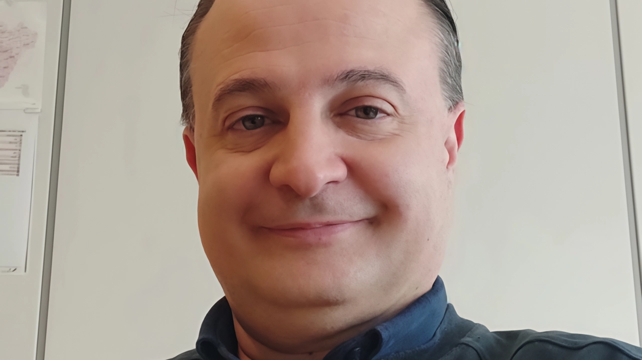 È stato l’onorevole Riccardo De Corato, in qualità di presidente del congresso cittadino di Fratelli d’Italia, ad aprire la discussione... È stato l’onorevole Riccardo De Corato, in qualità di presidente del congresso cittadino di Fratelli d’Italia, ad aprire la discussione...