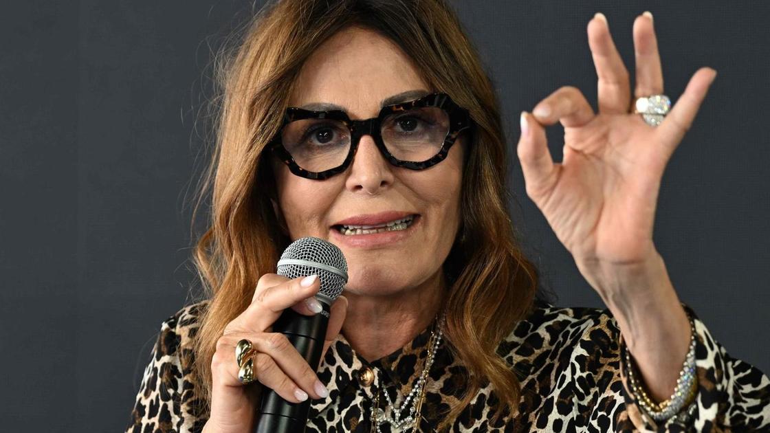 Santanchè, processi lumaca. Scontro tra pm e giudice: "Si rischia la prescrizione" Santanchè, processi lumaca. Scontro tra pm e giudice: "Si rischia la prescrizione"