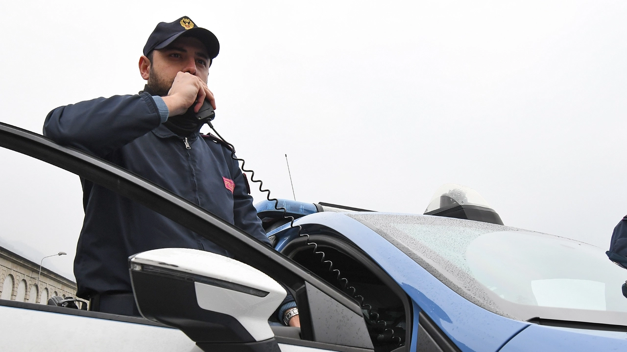 L'operazione è stata messa a segno dalla Squadra Mobile della polizia L'operazione è stata messa a segno dalla Squadra Mobile della polizia