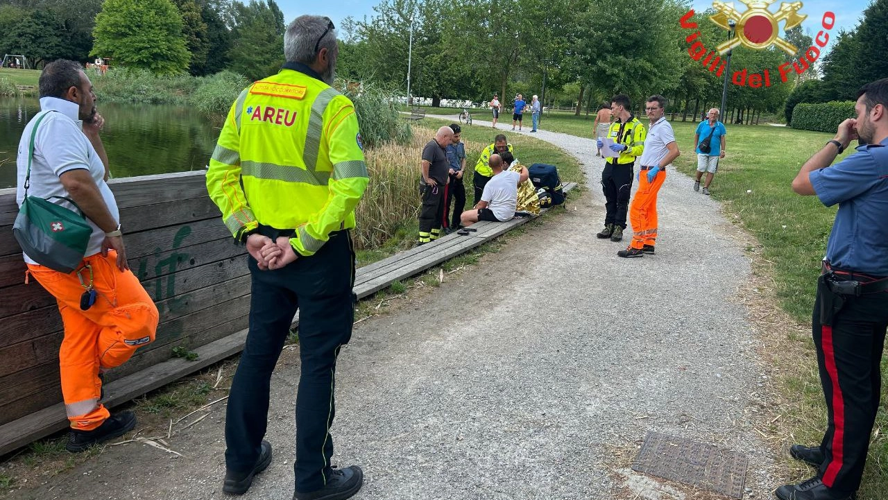 I soccorritori sul luogo della tragedia sfiorata I soccorritori sul luogo della tragedia sfiorata