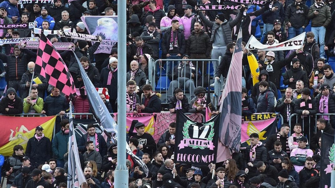 Palermo calcio e tifosi rosanero in arrivo a luglio