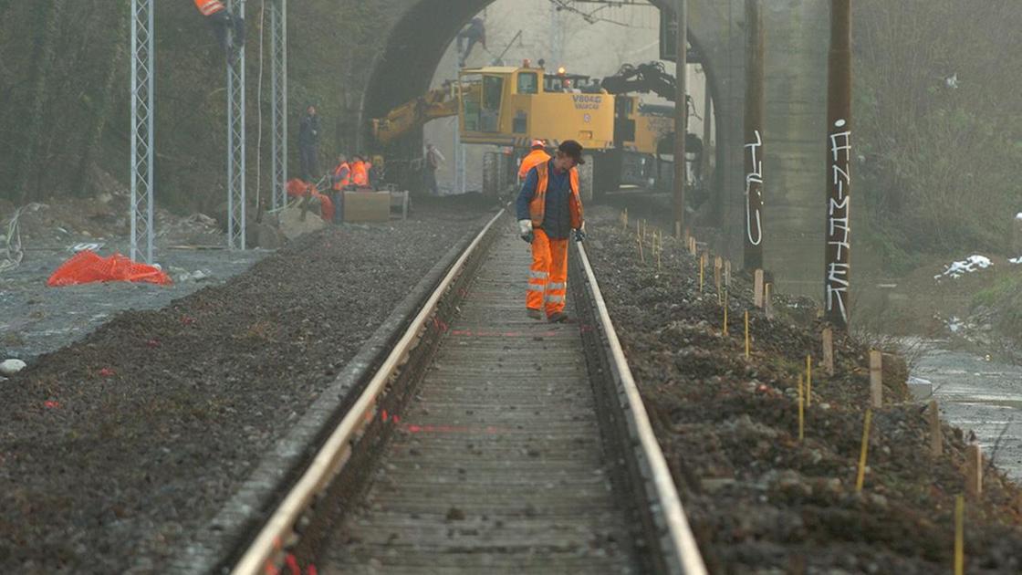 il disastro ferroviario sventato due dirigenti di rfi a processo