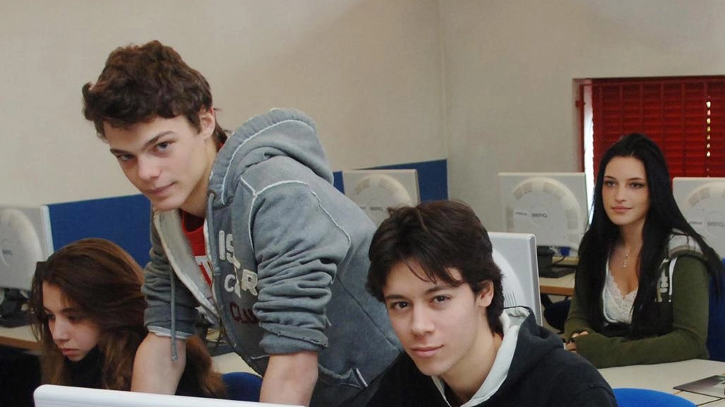 Piano di diritto allo studio: confermati i servizi di trasporto e mensa, pre e post scuola e centri estivi Piano di diritto allo studio: confermati i servizi di trasporto e mensa, pre e post scuola e centri estivi