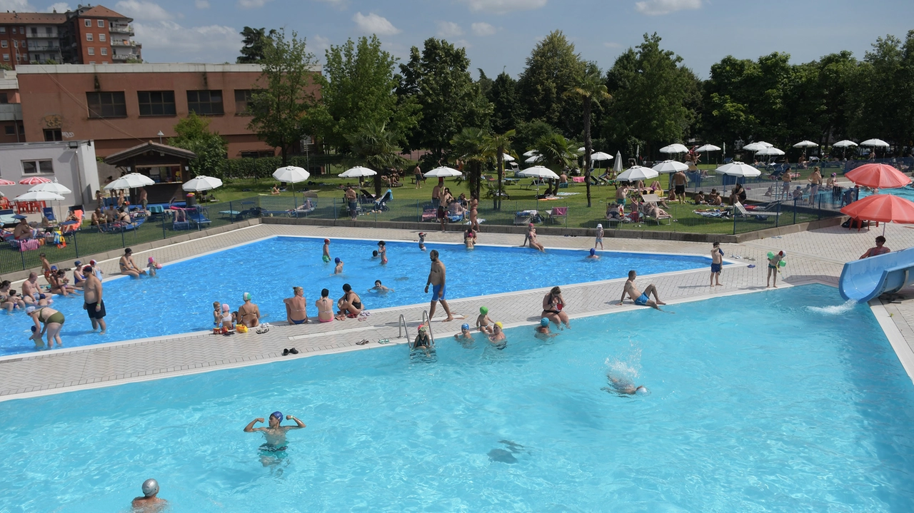 La piscina San Donato Active La piscina San Donato Active