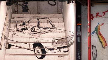 Le opere di street-art: "Lavori di 22 anni fa. Ora sarà tutto distrutto"