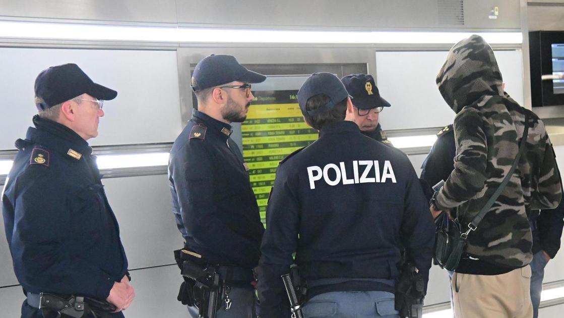 violenza e degrado in zona stazione il comune faccia pressione su rfi perch233 ripristini l8217area dismessa
