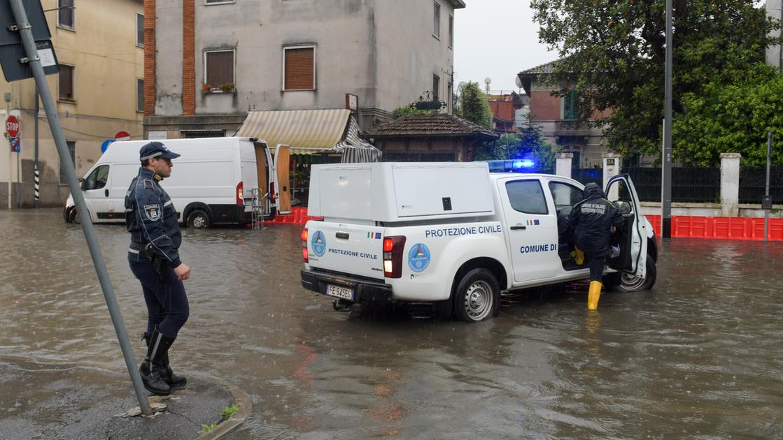 Il maltempo e le strade “groviera” di Milano: dal 2023 oltre 74mila buche riparate Il maltempo e le strade “groviera” di Milano: dal 2023 oltre 74mila buche riparate