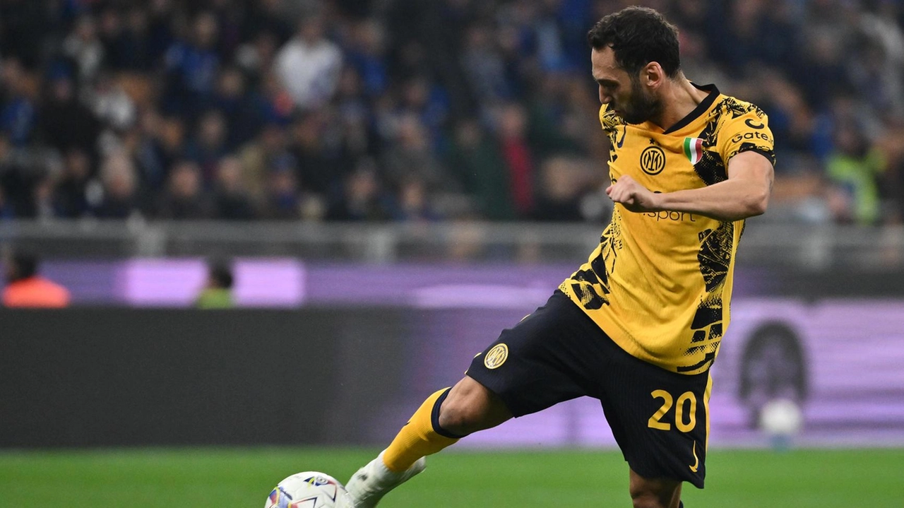 Due partite ad alto coefficiente di difficoltà che daranno un primo responso. Inzaghi prepara un turnover ragionato con due formazioni molto simili. Coi gunners in Coppa rientrano dal 1’ Acerbi e Calhanoglu dopo gli infortuni. Due partite ad alto coefficiente di difficoltà che daranno un primo responso. Inzaghi prepara un turnover ragionato con due formazioni molto simili. Coi gunners in Coppa rientrano dal 1’ Acerbi e Calhanoglu dopo gli infortuni.