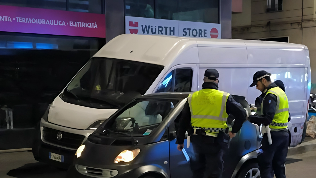 Veicoli fermati: 97. Violazioni al Codice della strada: 47. Tradotto: in un caso su due, sono scattate sanzioni o denunce... Veicoli fermati: 97. Violazioni al Codice della strada: 47. Tradotto: in un caso su due, sono scattate sanzioni o denunce...
