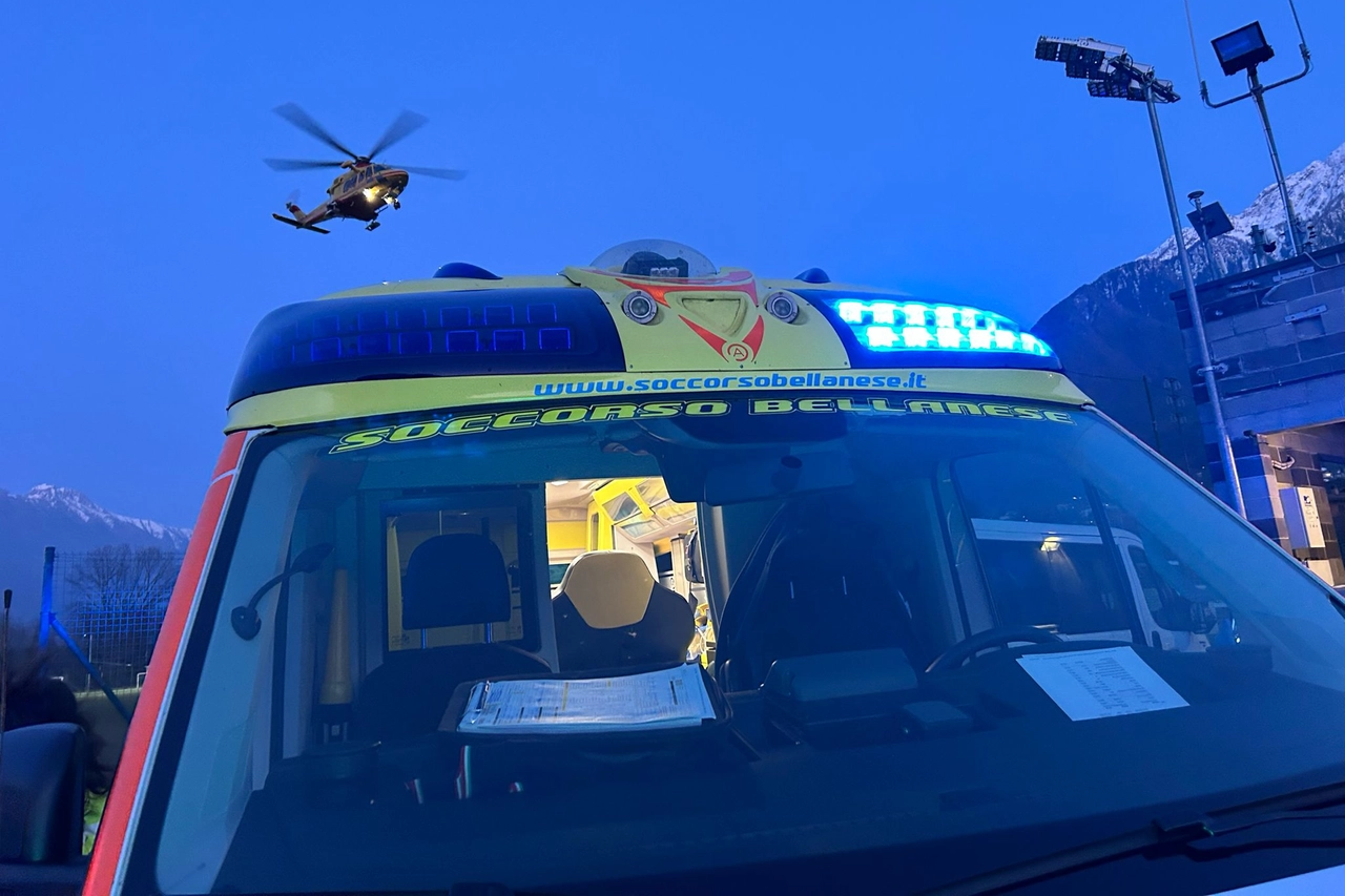 Sul posto ambulanze, automedica e anche l'elisoccorso arrivato da Sondrio