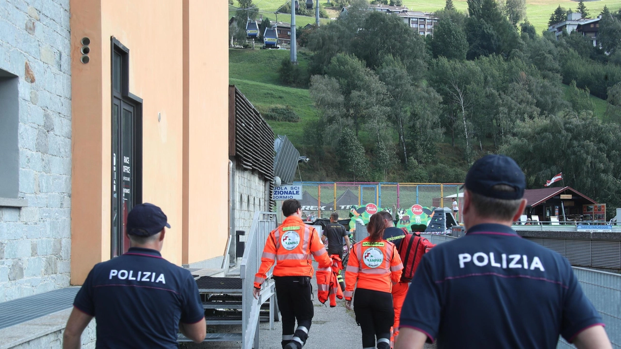 Grande spavento per quindici turisti a causa del guasto all’impianto. Nessuno ha riportato ferite. L’amministratore delegato della SIB, Giacomelli: "I sistemi di sicurezza hanno funzionato" . Grande spavento per quindici turisti a causa del guasto all’impianto. Nessuno ha riportato ferite. L’amministratore delegato della SIB, Giacomelli: "I sistemi di sicurezza hanno funzionato" .