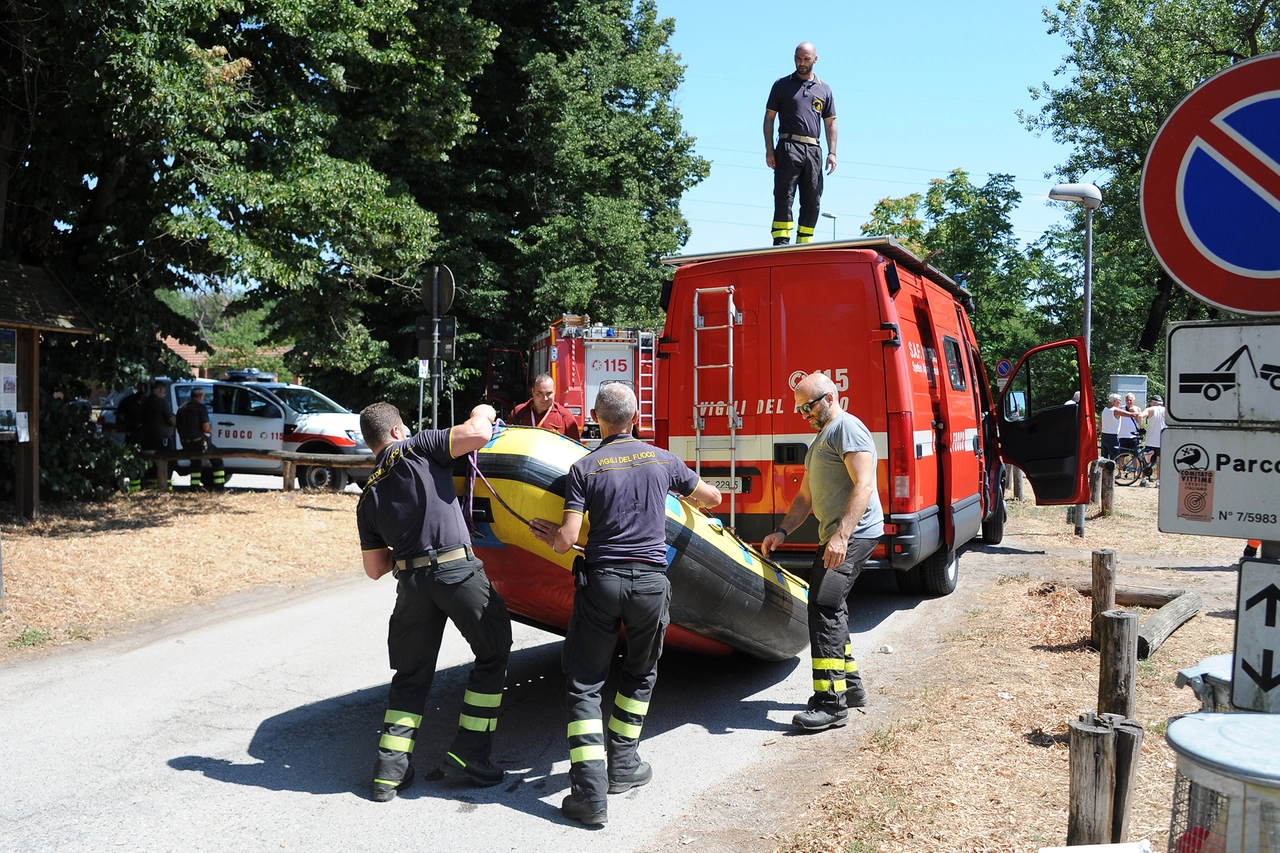 Come da prassi sono stati allertati i nuclei specializzati dei vigili del fuoco