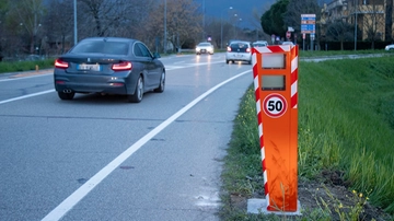 Nuovo codice della strada, cosa cambia: meno multe con autovelox e non solo. Tutto quello che c’è da sapere