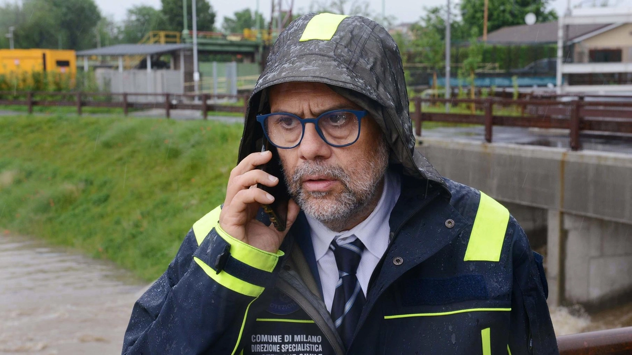A sinistra il sindaco Giuseppe Sala 66 anni e il comandante della Polizia Locale Gianluca Mirabelli, 47; a destra l’assessore Marco Granelli 61 anni A sinistra il sindaco Giuseppe Sala 66 anni e il comandante della Polizia Locale Gianluca Mirabelli, 47; a destra l’assessore Marco Granelli 61 anni