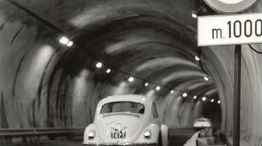 Festeggia un secolo di vita la A9, l’autostrada dei Laghi, costruita in poco più di due anni e inaugurata il... Festeggia un secolo di vita la A9, l’autostrada dei Laghi, costruita in poco più di due anni e inaugurata il...
