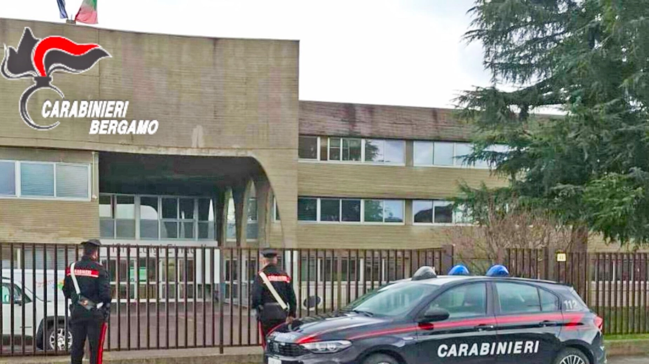 Episodio di violenza l’altra mattina al centro psicosociale di Montichiari, dipendente dall’Asst di Desenzano. Un ragazzo di 23 anni ha...