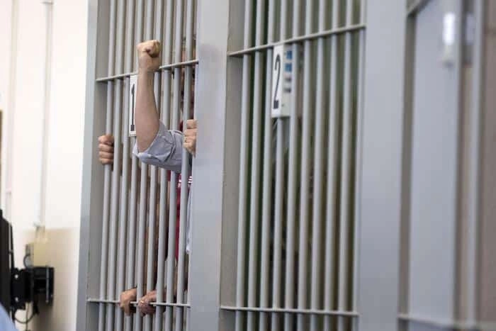Il Bassone dovrebbe ospitare, "sulla carta", al massimo 226 detenuti