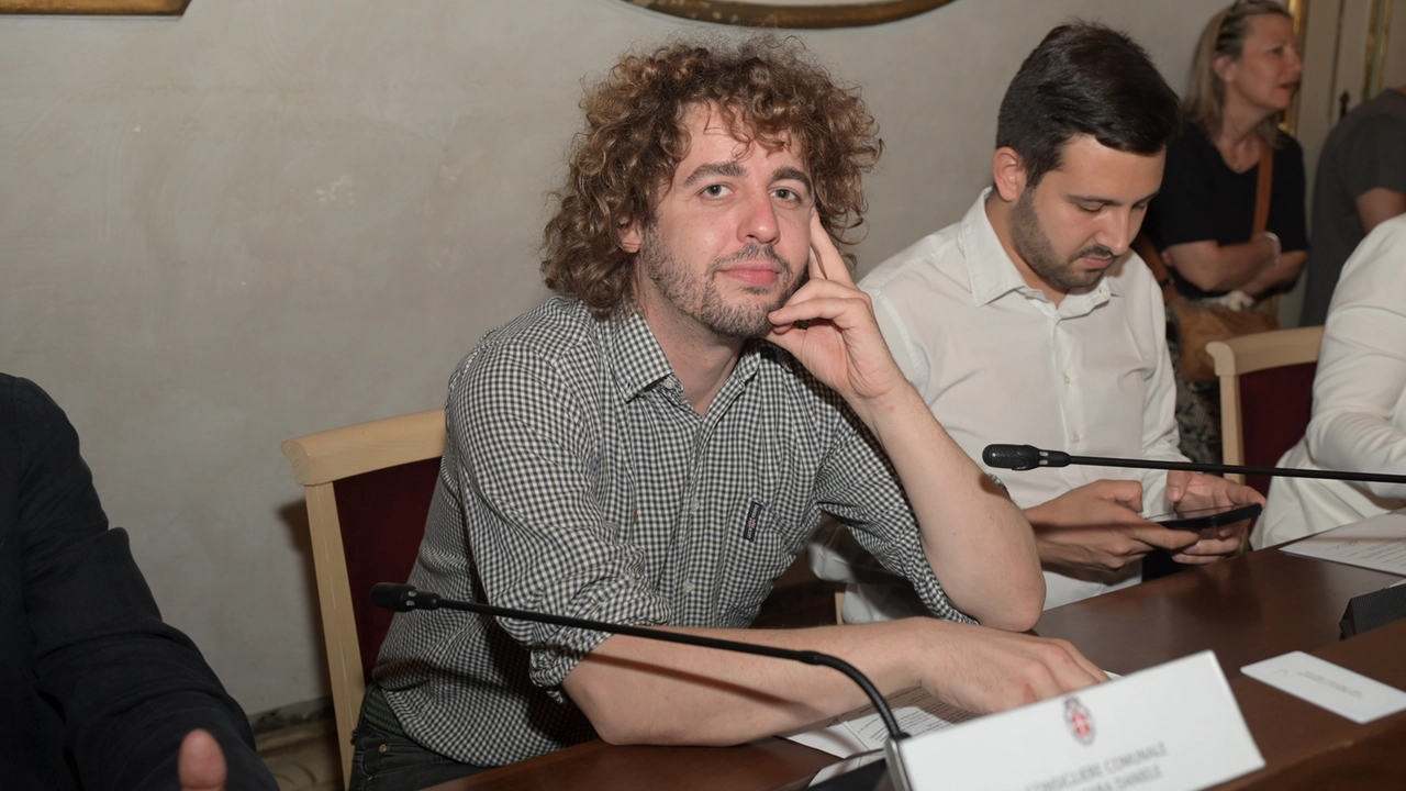 Prima seduta Commissione antimafia a Pavia, nella foto il consiliere comunale di Alleanza Verdi e Sinistra Daniele De Chiara Prima seduta Commissione antimafia a Pavia, nella foto il consiliere comunale di Alleanza Verdi e Sinistra Daniele De Chiara
