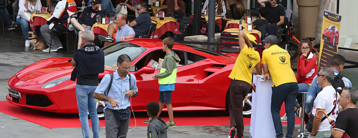 Anche la città scende in pista. Fuori Gp, 4 giorni a mille all’ora