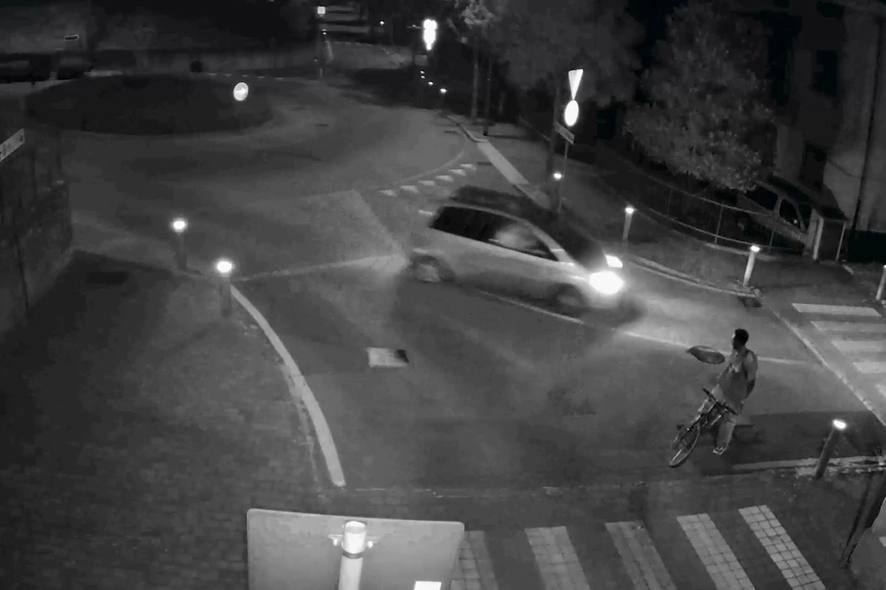 L'assassino immortalato dalle telecamere la notte del delitto
