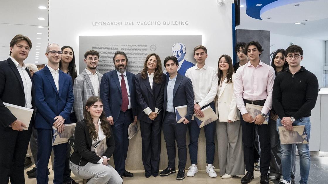 un edificio della bocconi intitolato a del vecchio