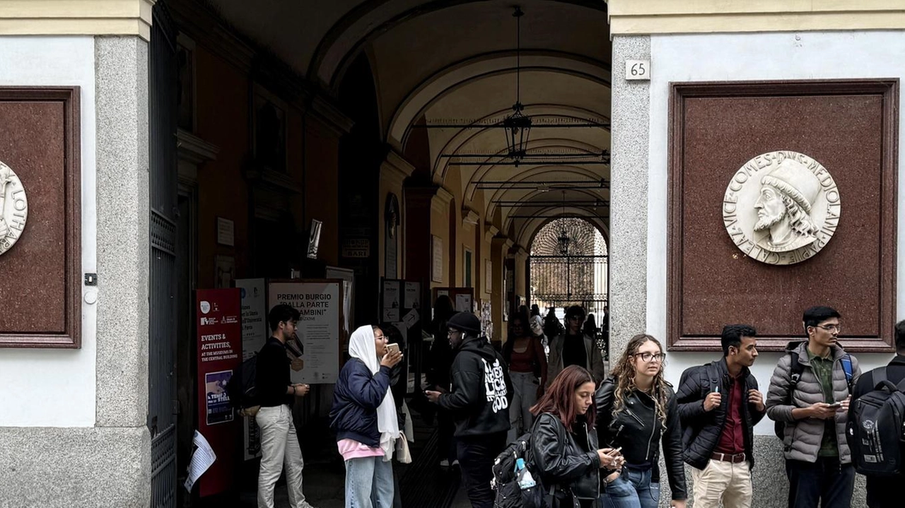 L'Università di Pavia registra un record storico di matricole per l'anno accademico in corso, con un aumento significativo rispetto agli anni precedenti, grazie a un'offerta formativa innovativa e orientata al mondo del lavoro. L'Università di Pavia registra un record storico di matricole per l'anno accademico in corso, con un aumento significativo rispetto agli anni precedenti, grazie a un'offerta formativa innovativa e orientata al mondo del lavoro.