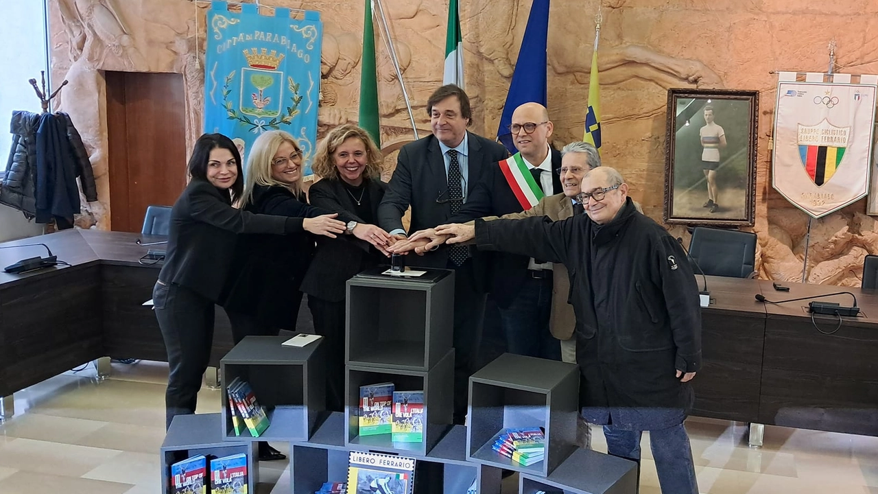 La cerimonia di presentazione del francobollo La cerimonia di presentazione del francobollo