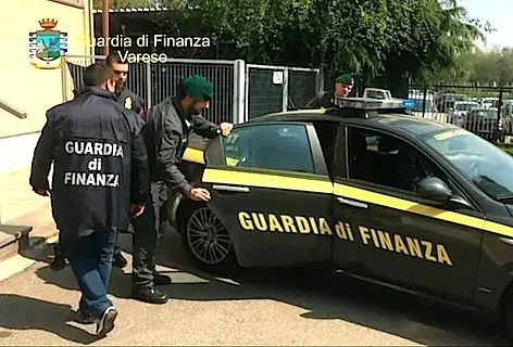 Lavoro nero nelle aziende del Varesotto: blitz della Finanza, 4 denunce e migliaia di euro di multa