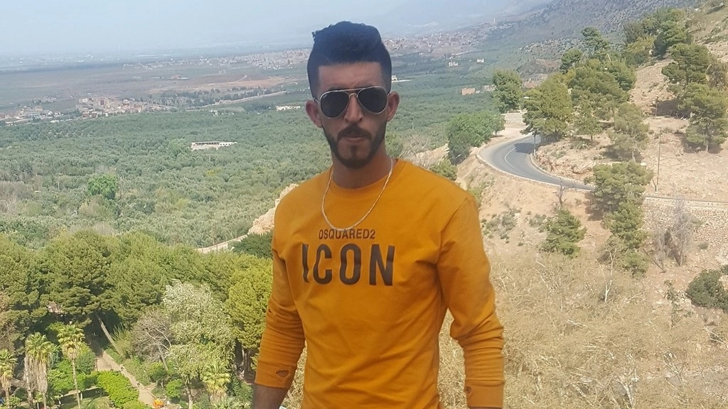 Hamid aveva appena 32 anni. La moglie avrebbe dovuto raggiungerlo in Italia Hamid aveva appena 32 anni. La moglie avrebbe dovuto raggiungerlo in Italia