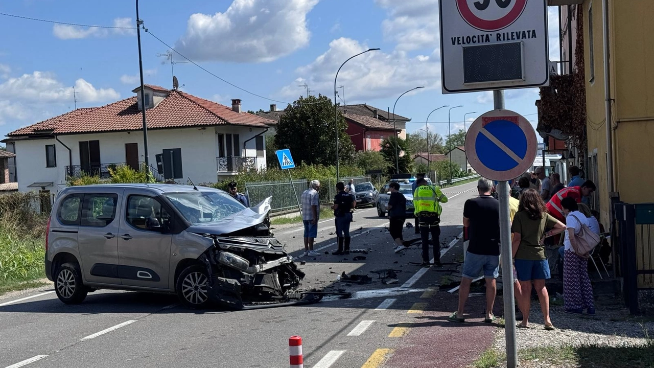 Incidente mortale a Mezzanino, in provincia di Pavia Incidente mortale a Mezzanino, in provincia di Pavia