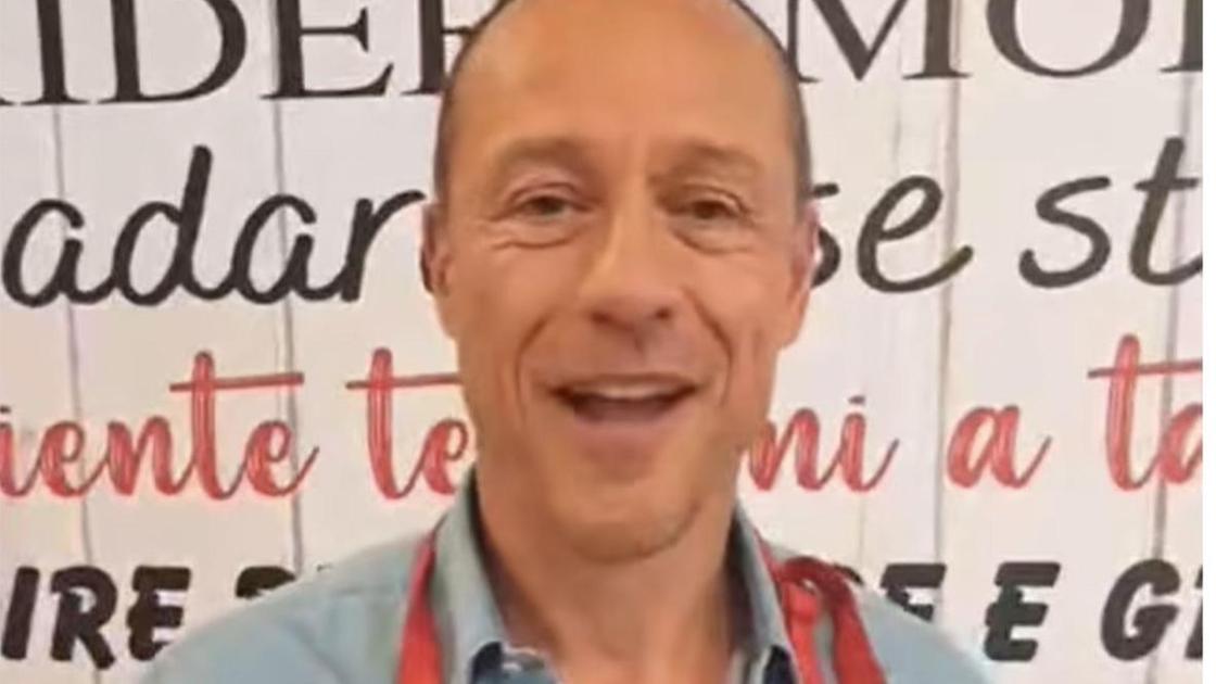 Accorsi da PizzAut:: "Mangiamo sogni" Accorsi da PizzAut:: "Mangiamo sogni"
