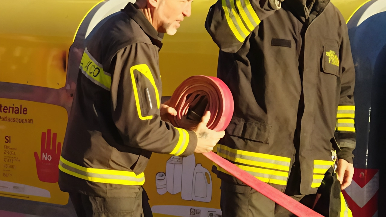 Soccorritori in azione il giorno di Natale nel territorio varesino per vari interventi. Intorno alle 11,30 gli operatori sono stati... Soccorritori in azione il giorno di Natale nel territorio varesino per vari interventi. Intorno alle 11,30 gli operatori sono stati...