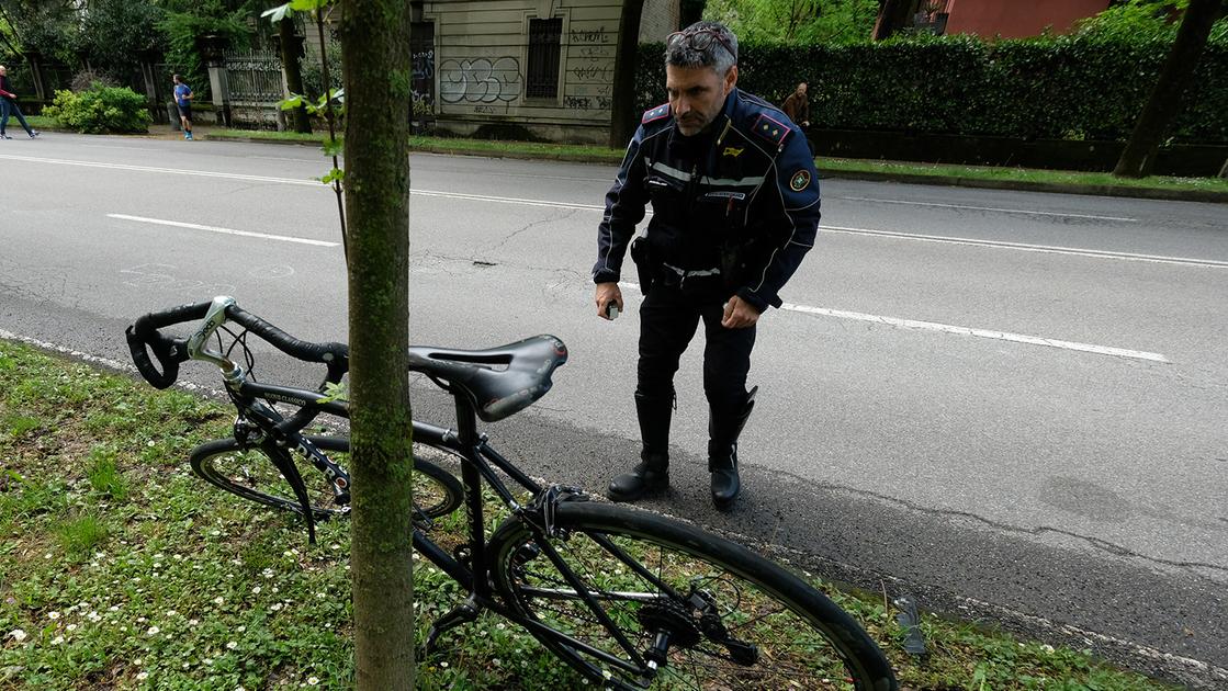 aristide frascadore chi 232 il ciclista 91enne morto a monza dopo essere stato trascinato per 500 metri da un tir