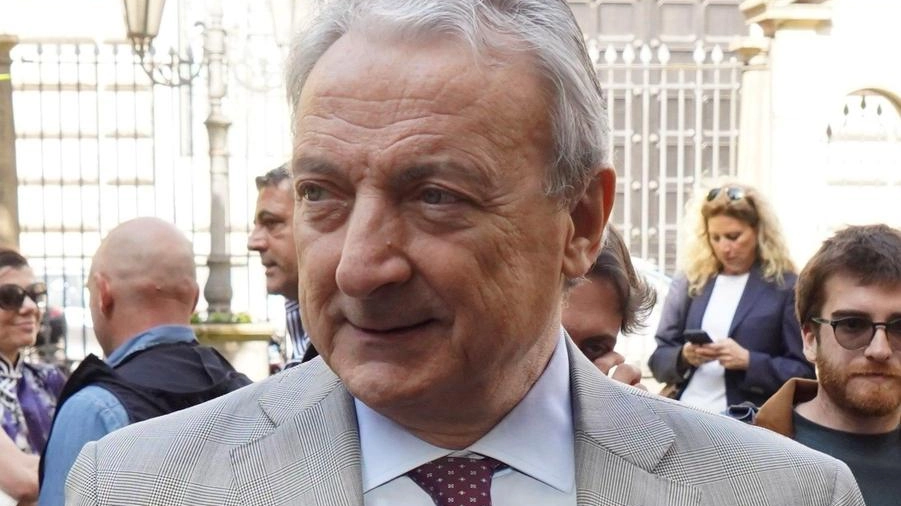 Il Comune di Brescia tenta di mantenere il calcio professionistico al Rigamonti, tra fusioni e resistenze degli ultras. Il Comune di Brescia tenta di mantenere il calcio professionistico al Rigamonti, tra fusioni e resistenze degli ultras.