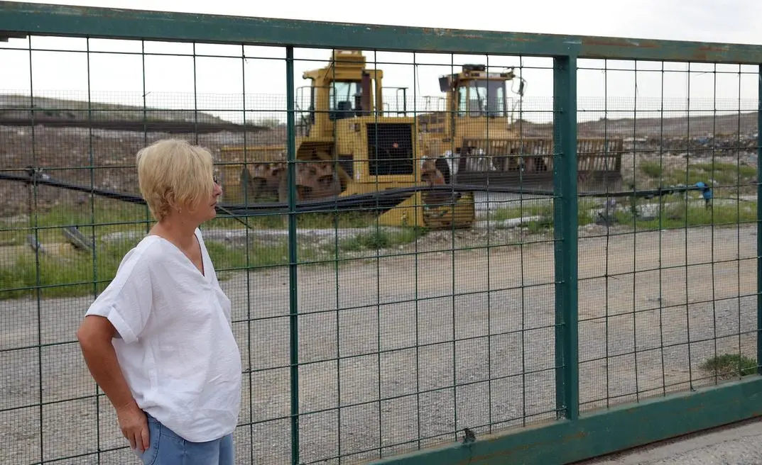 A Inzago la minaccia di 60mila tonnellate di rifiuti speciali, si alzano le barricate: “Siamo circondati dalle discariche, adesso basta”