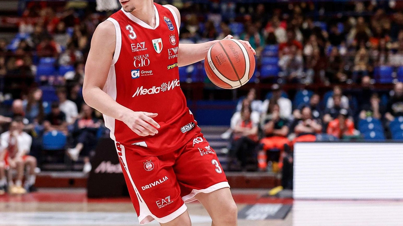 Giordano Bortolani è pronto a vestire la maglia di Cantù. La guardia siciliana, reduce da due stagioni tra Olimpia Milano,... Giordano Bortolani è pronto a vestire la maglia di Cantù. La guardia siciliana, reduce da due stagioni tra Olimpia Milano,...