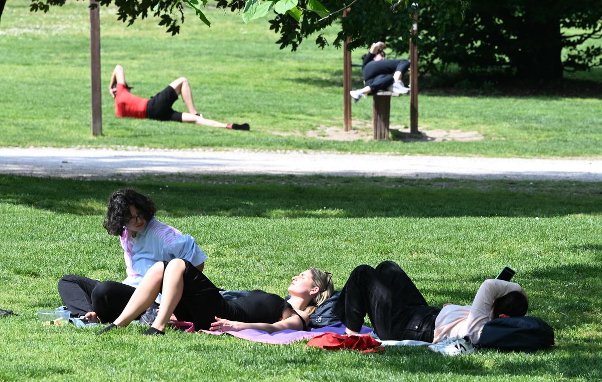 L’autunno può attendere: un fine settimana di sole sulla Lombardia. Le previsioni meteo