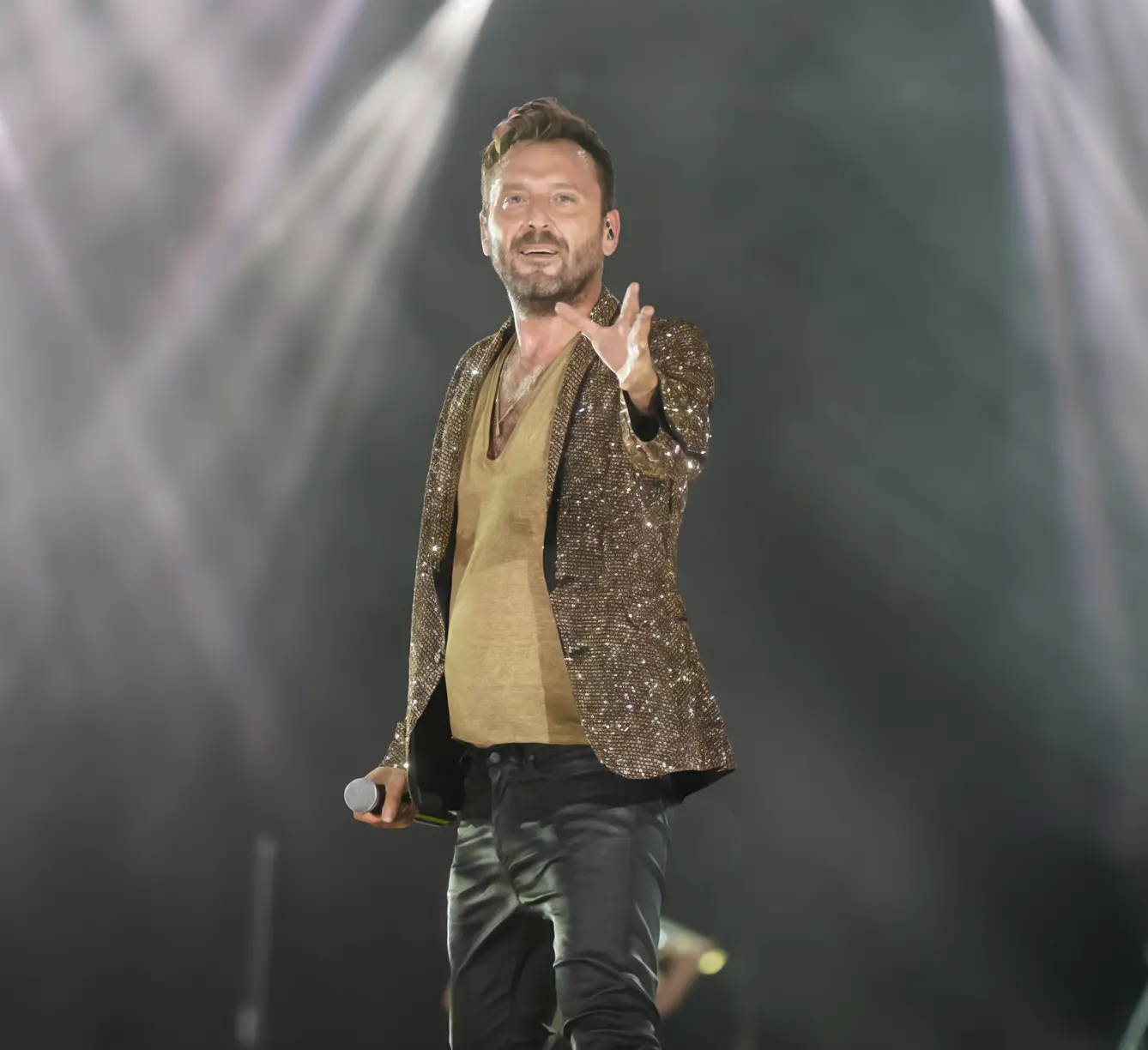 Cremonini, sfida San Siro: "Il pubblico è protagonista"