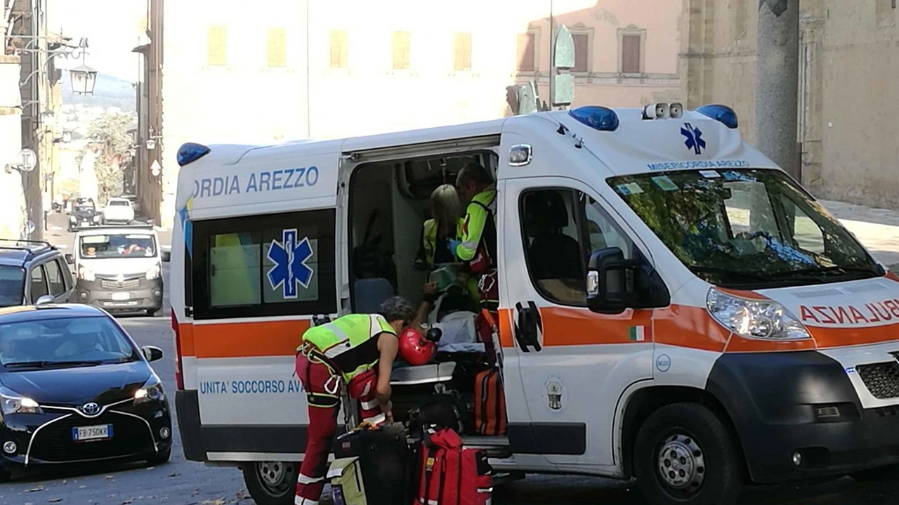 Grande spavento, ieri alle 11.30, per una signora di 85 anni urtata da una vettura in viale Lombardia, per cause... Grande spavento, ieri alle 11.30, per una signora di 85 anni urtata da una vettura in viale Lombardia, per cause...