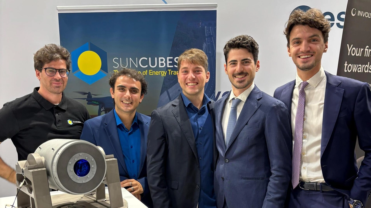 I cinque fondatori della startup Suncubes