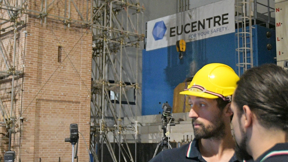 La tecnologia sperimentata a Pavia sarà collocata sulla nuova Torre Piloti nel Porto di Genova La tecnologia sperimentata a Pavia sarà collocata sulla nuova Torre Piloti nel Porto di Genova