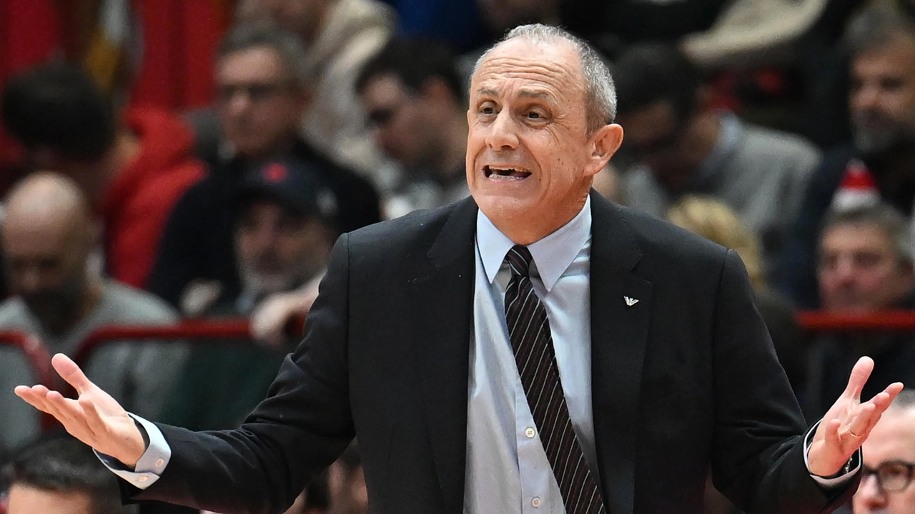 Ettore Messina, allenatore dell'Olimpia Ettore Messina, allenatore dell'Olimpia