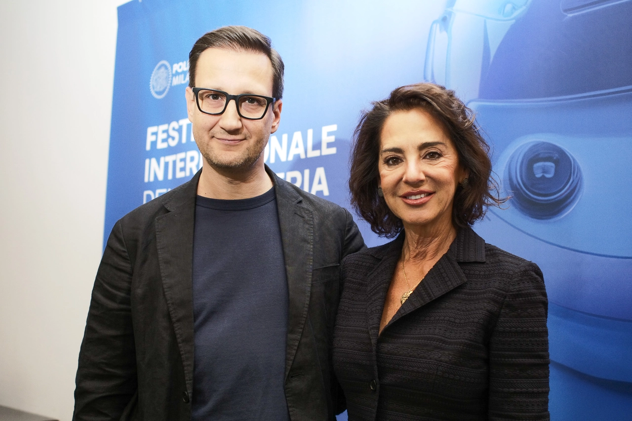 Da sinistra, Umberto Tolino vicerettore alla comunicazione e alle attività culturali del politecnico di Milano con Marcella Logli, dirigente dell’area public engagement e comunicazione PoliMi