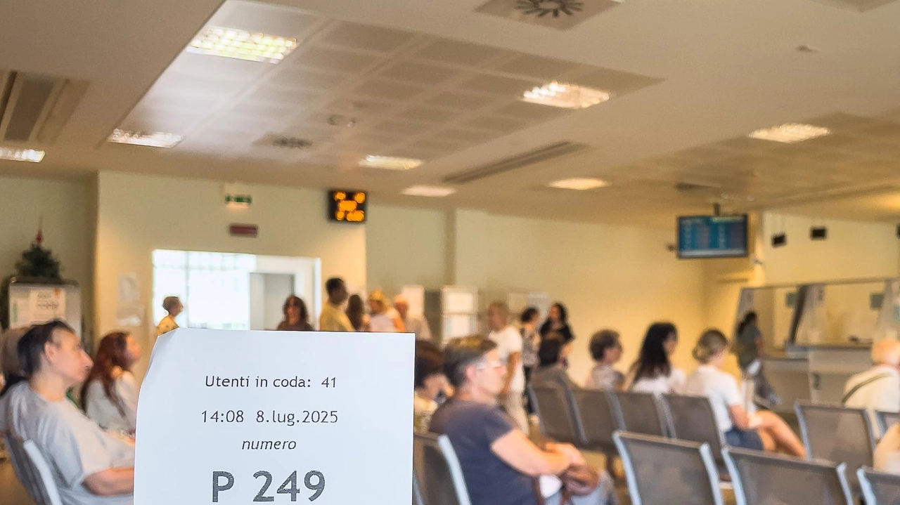 Non solo attese agli sportelli per la prenotazione di visite ed esami Spesso le sorprese vengono quando si riesce a presentare la richiesta
