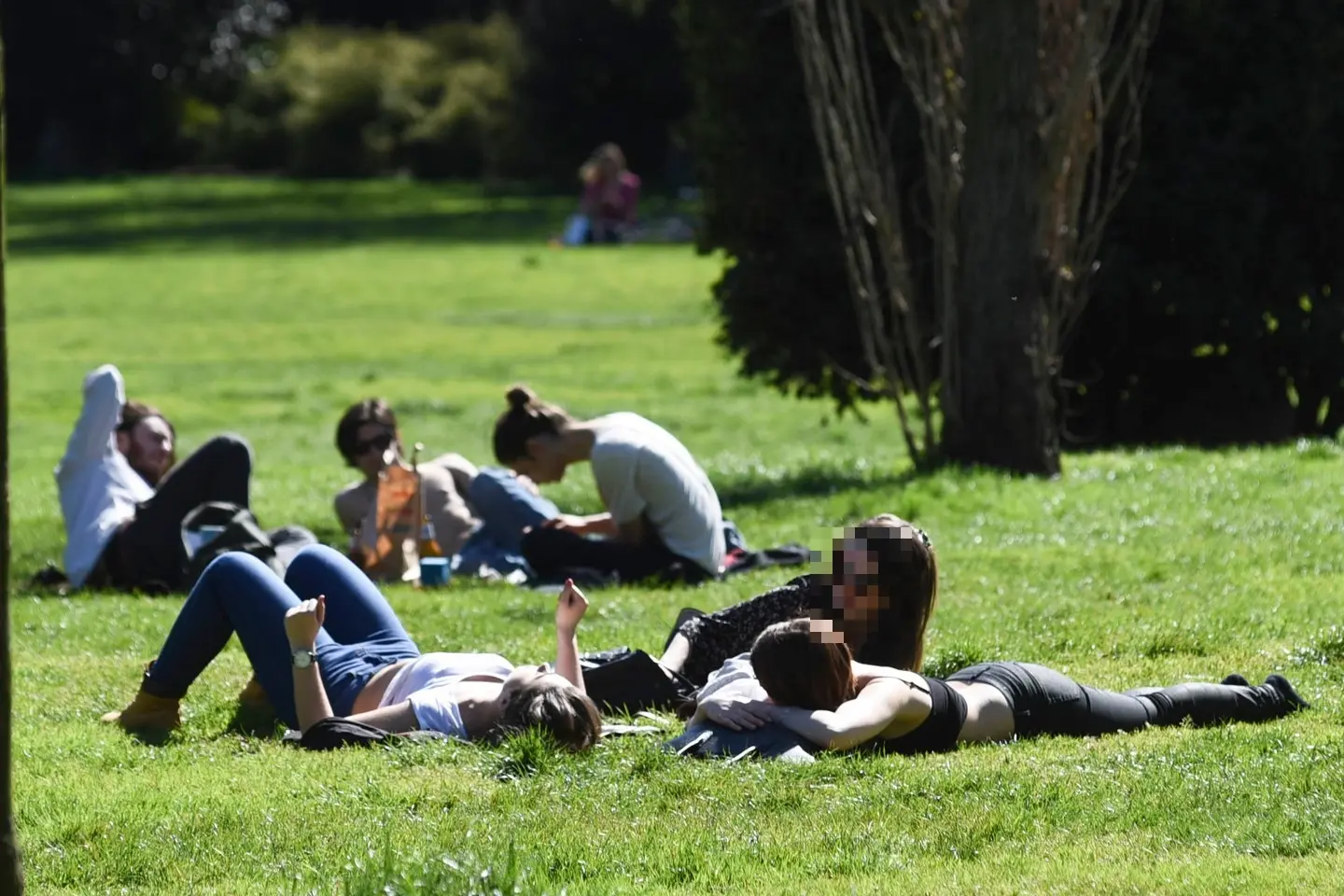 In Lombardia l’estate torna nei binari (per ora): sole senza caldo asfissiante. Le previsioni meteo