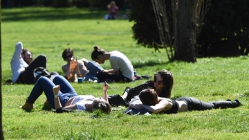 In Lombardia l’estate torna nei binari (per ora): sole senza caldo asfissiante. Le previsioni meteo