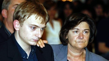Elisabetta Ligabò Stasi, la madre di Alberto: “Quello che sta venendo fuori è uno schifo. Mai dubitato dell’innocenza di mio figlio”