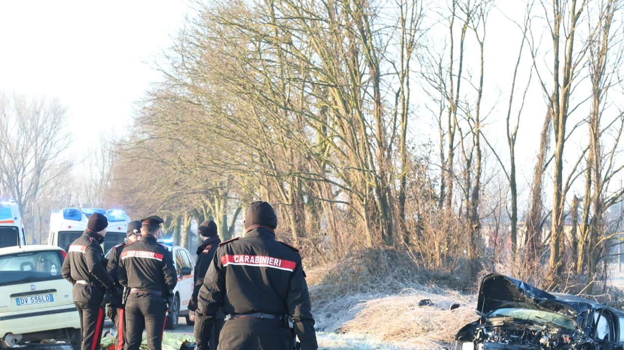 L’incidente fatale è avvenuto alle 6.30 di ieri lungo quella che è definita “la provinciale della morte“ L’incidente fatale è avvenuto alle 6.30 di ieri lungo quella che è definita “la provinciale della morte“