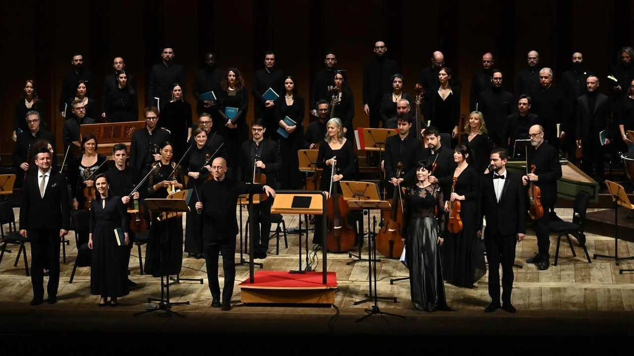 La musica barocca protagonista del concerto di Natale. Mercoledì il palcoscenico della Sala Grande del Teatro Grande ospiterà... La musica barocca protagonista del concerto di Natale. Mercoledì il palcoscenico della Sala Grande del Teatro Grande ospiterà...